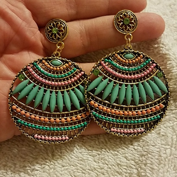 Earrings - Picture 3 of 3